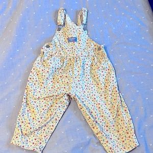 Adorable vintage girls Oshkosh flower print overalls